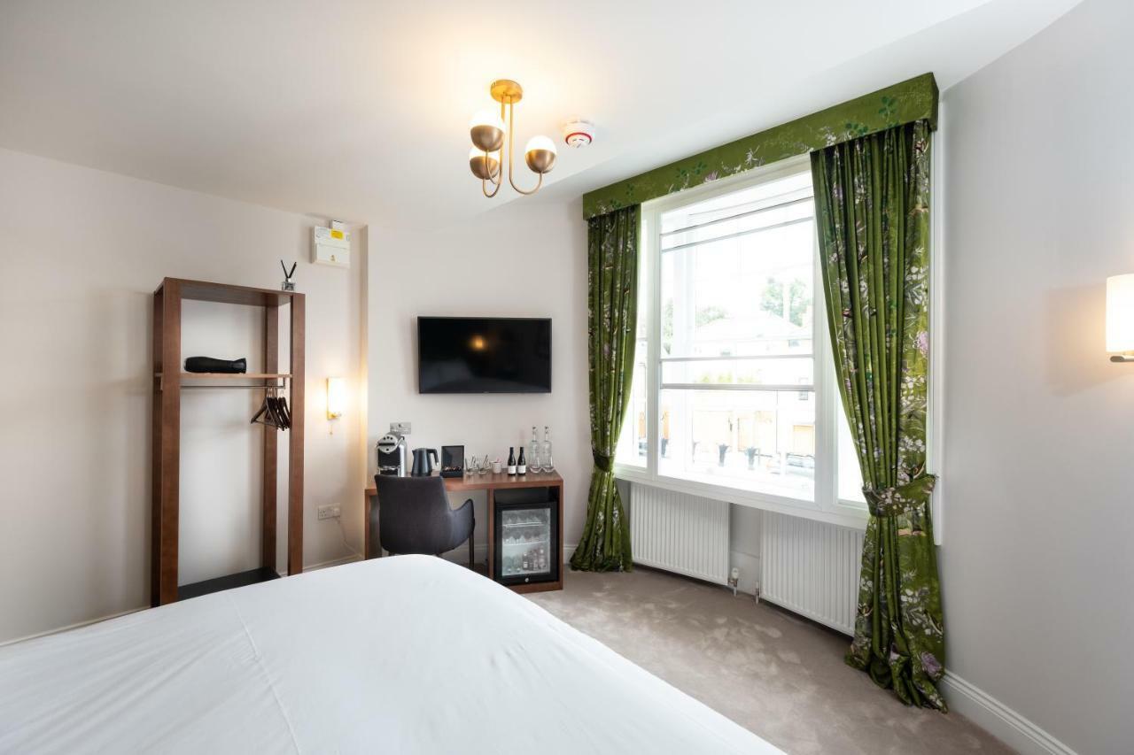 The Kings Arms Hotel Kingston upon Thames  Kültér fotó